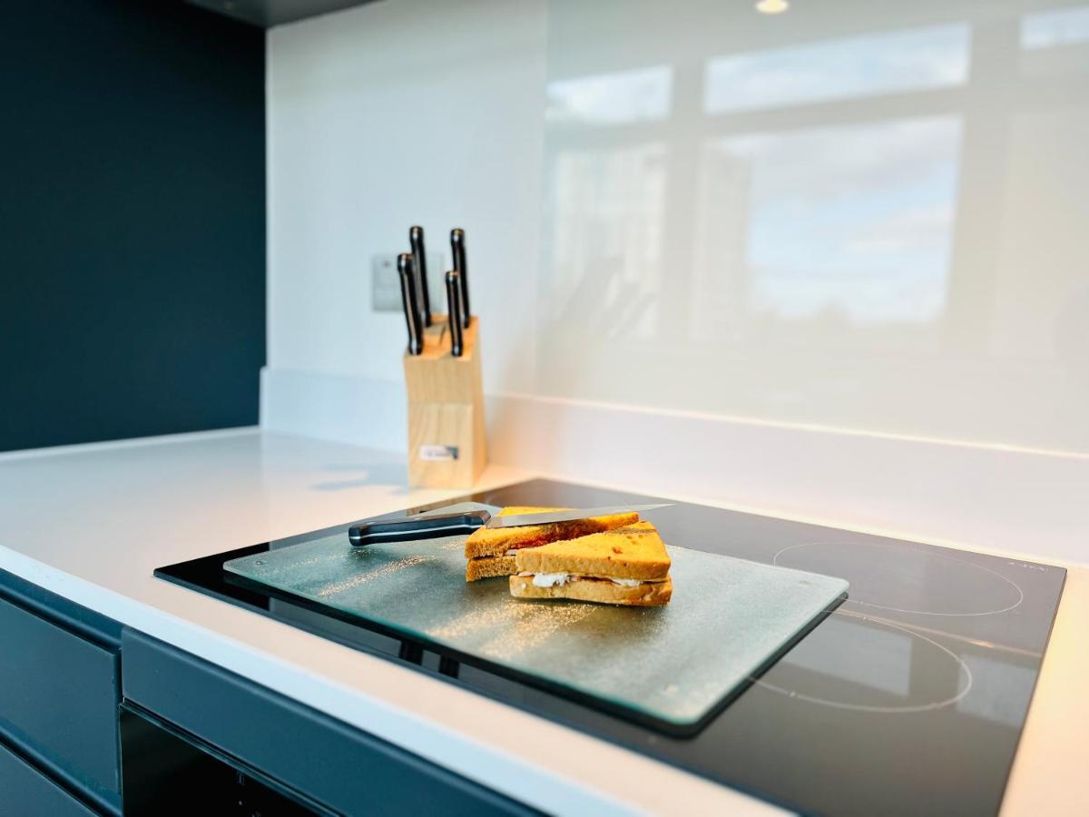 Fabulous One Bedroom Apartment Near Old Trafford Stadium Manchester Eksteriør bilde